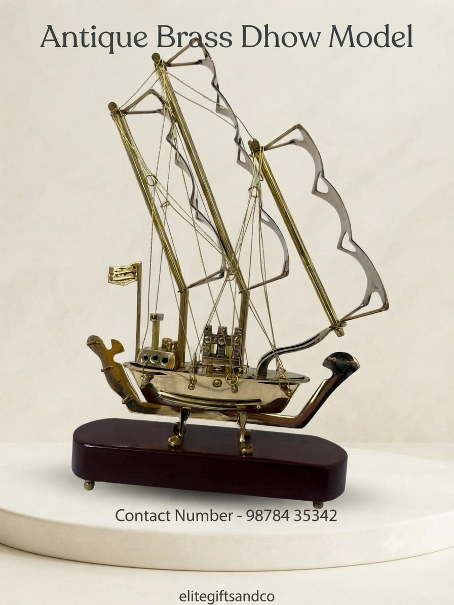 Antique Brass Dhow Model – Handcrafted Nautical Ship Showpiece